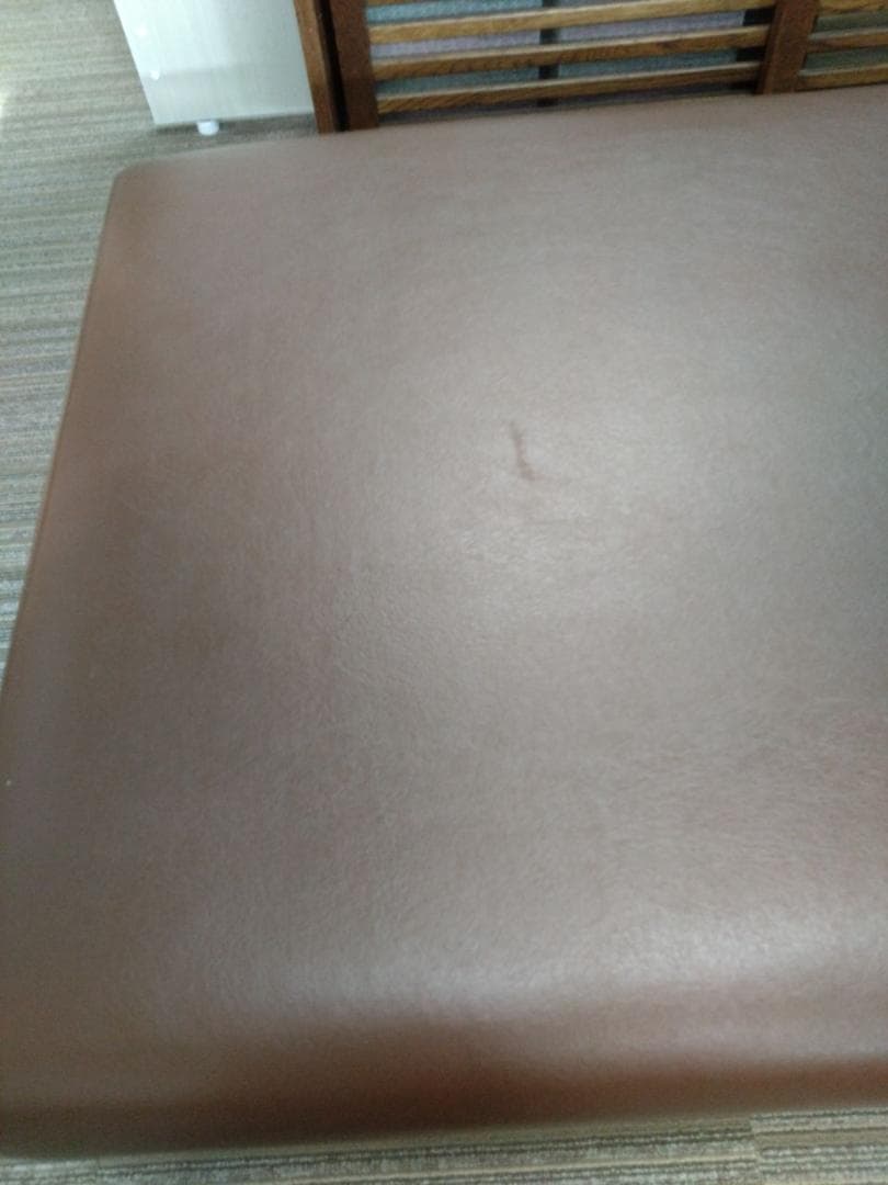 ベッド（Takada 有孔手動式ハイローベッド）引取の場合12,000円引き