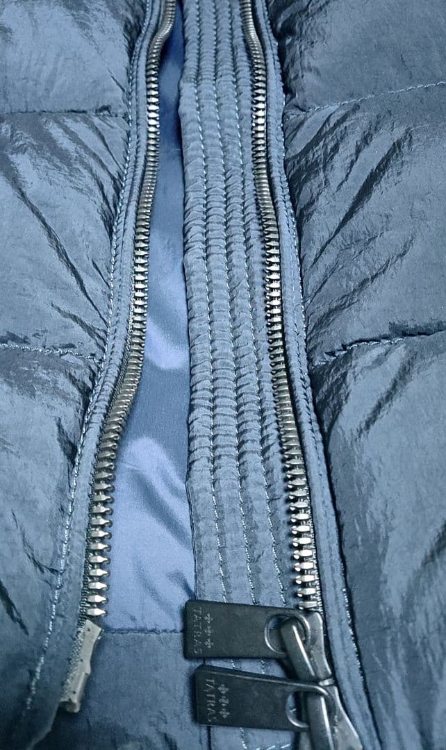 【美品】TATRAS タトラス フード付きダウンベスト ネイビー サイズ4