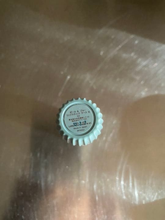 ＊参考画面＊　ポール ＆ ジョー 　 リップスティックケース　 N　01