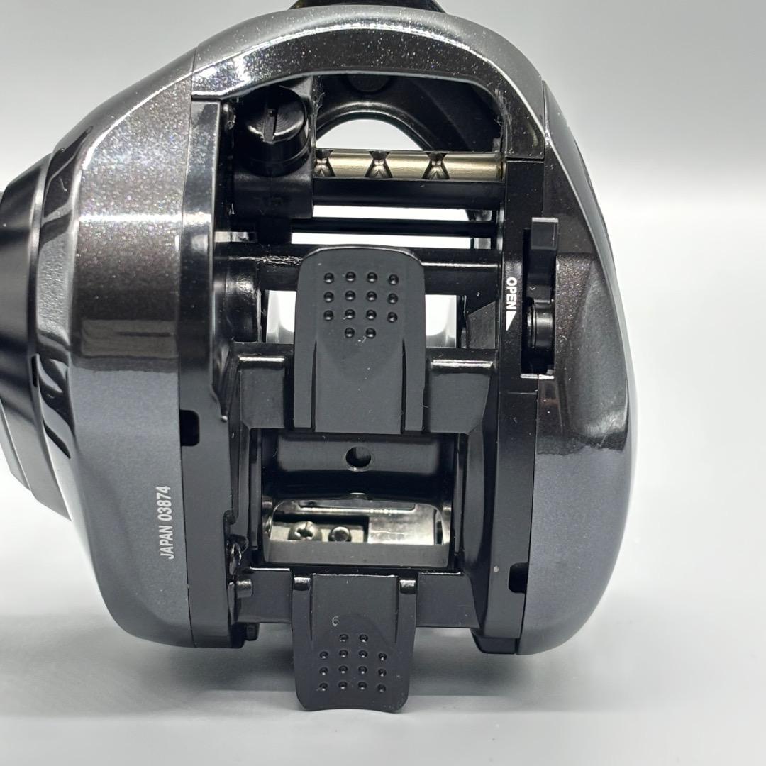 No.01 シマノ 18アンタレス DC MD XG 右ハンドル