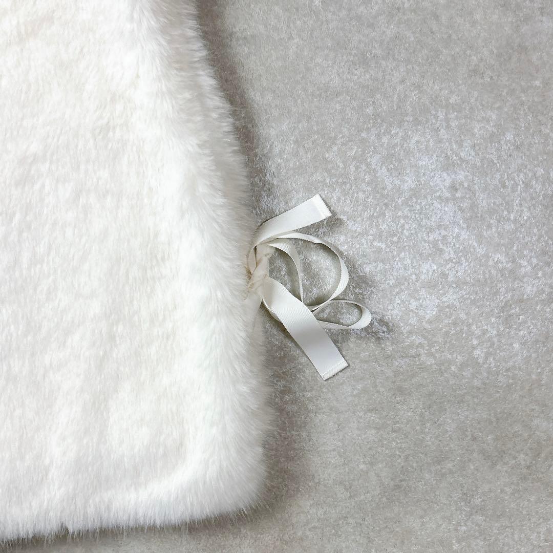 【極美品】イデアルーチェ　idealuce エコファーリボンベスト　ホワイト