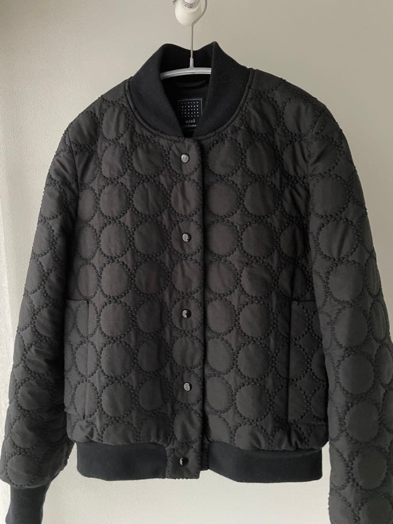 mina perhonen タンバリン中綿ブルゾンネイビー