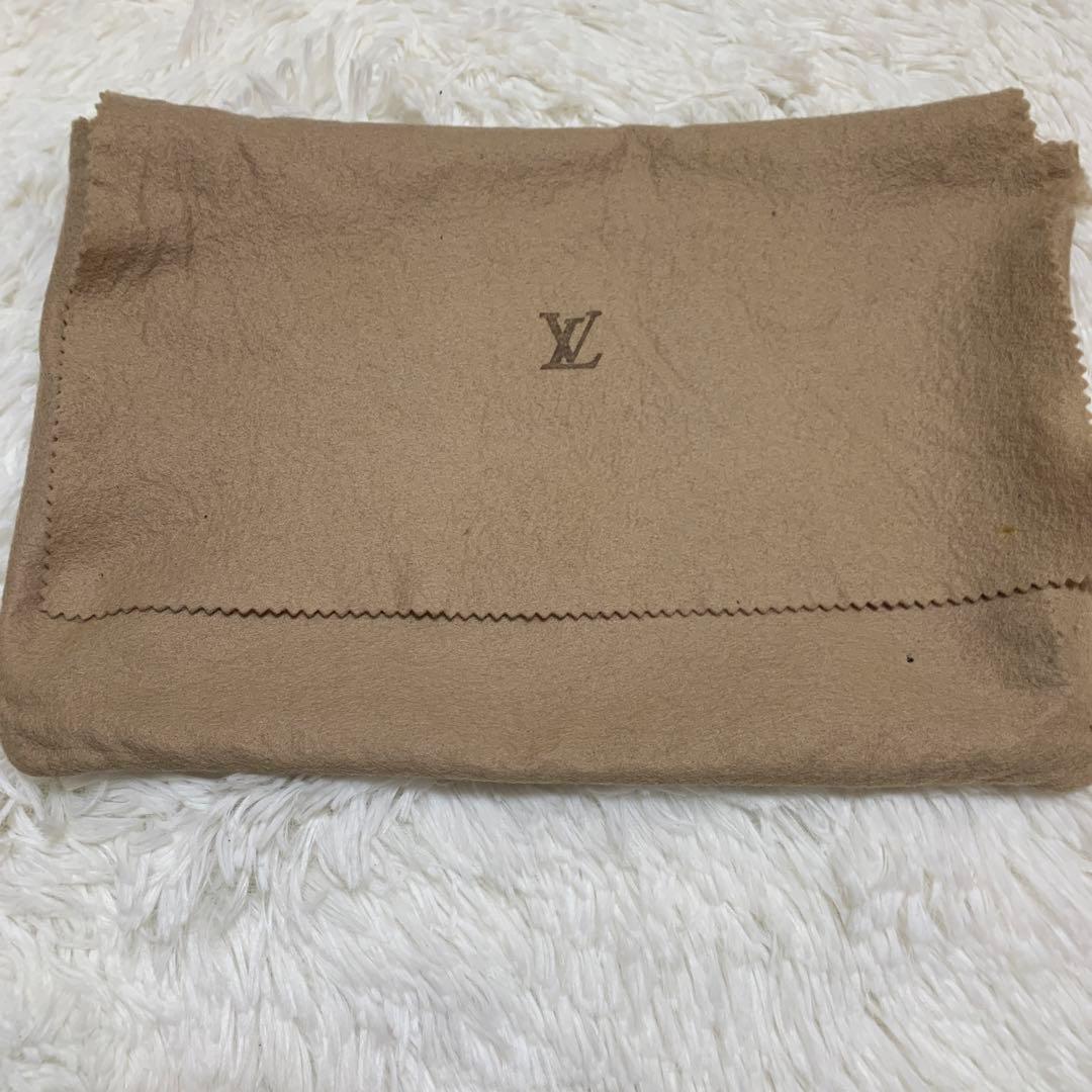 【美品】ルイヴィトン エピ シャイヨー クラッチバッグ セカンドバッグ レザー