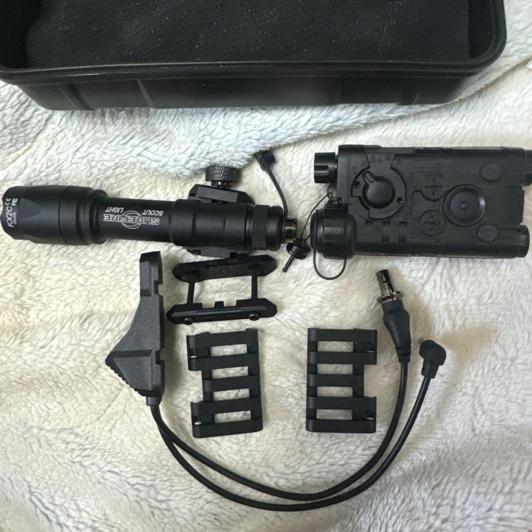 WADSN 20mmレール対応 PEQ15 SUREFIREライト レプリカ