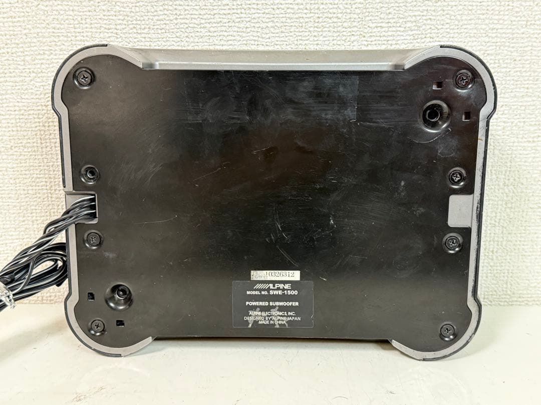 Alpine アルパイン SWE-1500 パワード サブウーファー アンプ