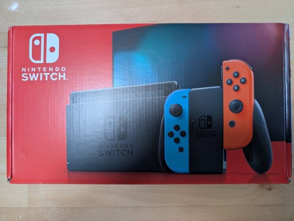 Nintendo Switch 　2021年バッテリー強化版　本体+SDカード