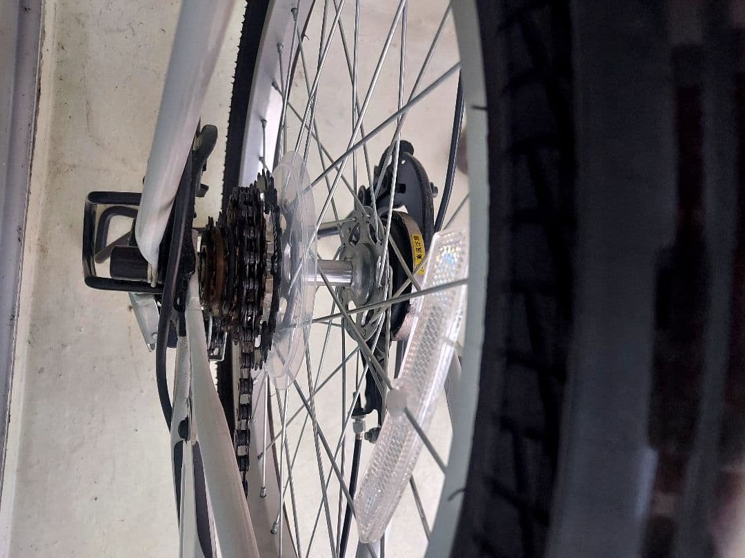 ホワイト シティサイクル メッシュバスケット付き※直接お渡しできる方限定