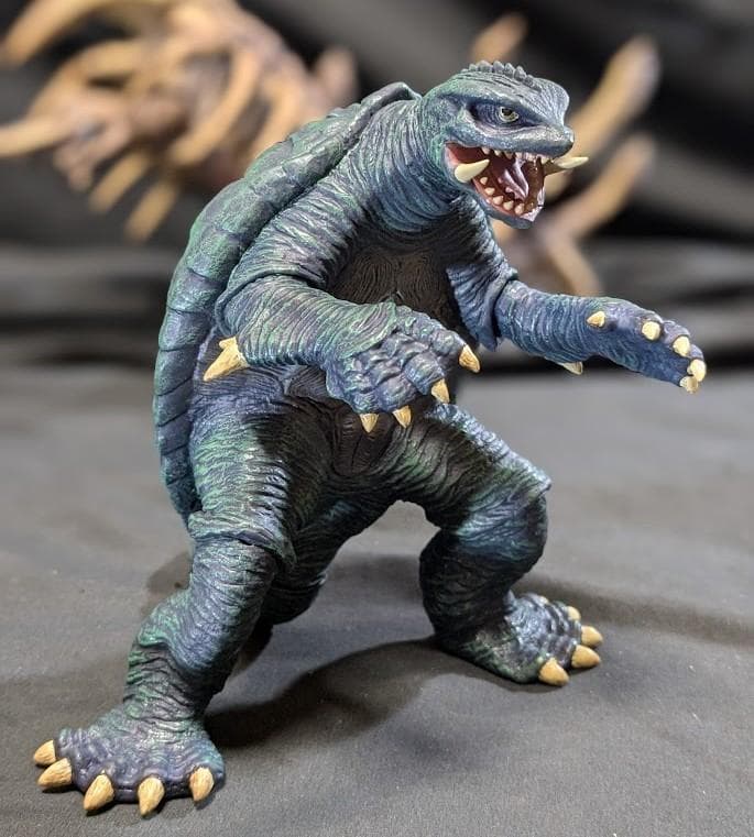 レギオン（エクスプラス）＆ガメラ96（ロケットプロ）ソフビフィギュア２体セット