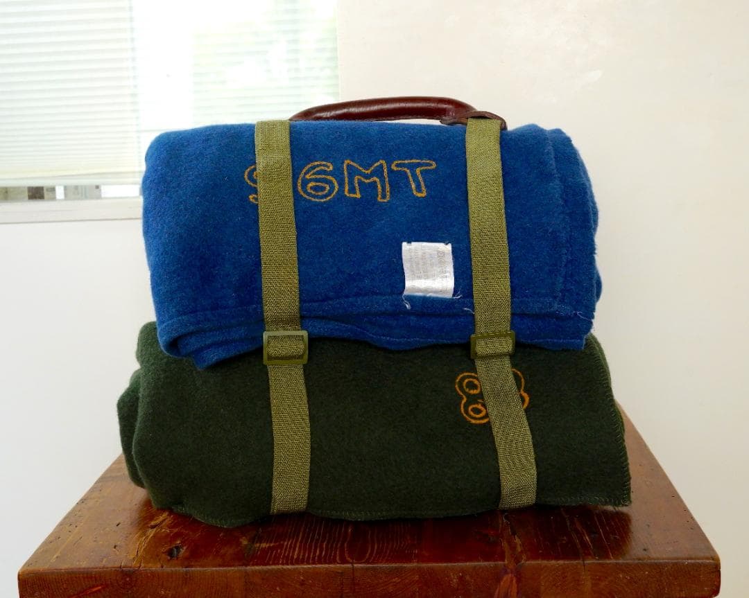 Pacific Furniture Pats Center スウェーデン軍ラグ