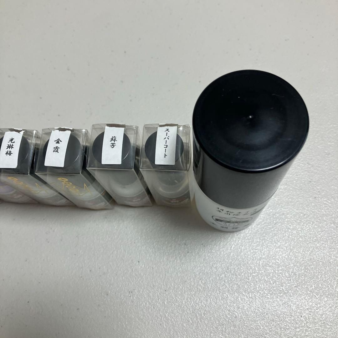 中古。上羽絵惣胡粉ネイル11本、トッププコート1本、除光液1本セット♪