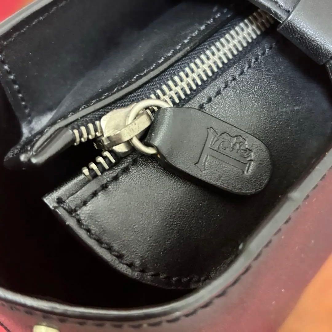 TOD'S☆ブラックレザー ビジネストートバッグ