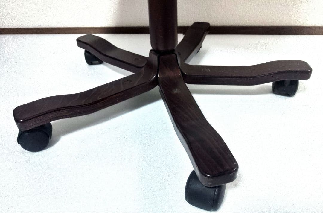 希少モデル　STOKKE バランスチェア 　腰痛対策　姿勢矯正