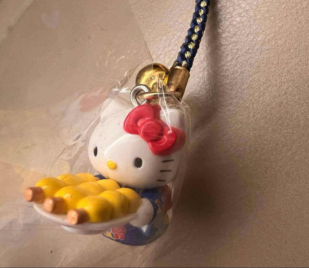 激レア【ご当地キティ】岡山限定　きびだんご　根付け　ストラップ