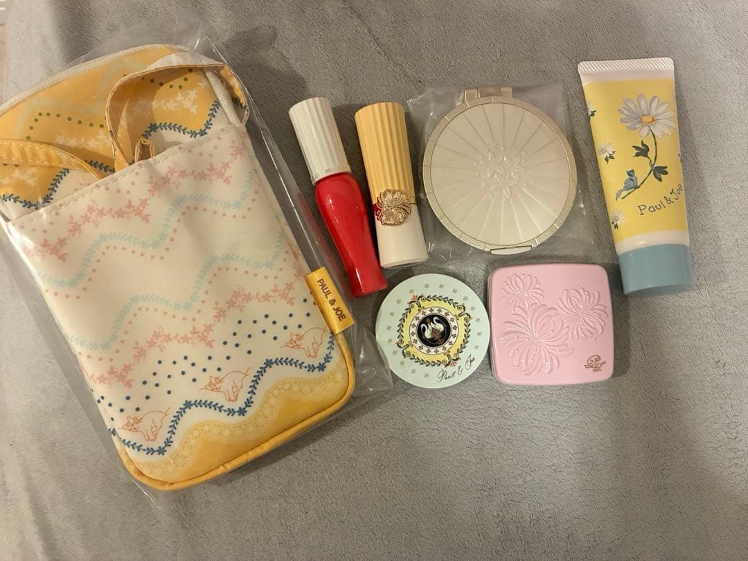 ポール&ジョー♡2025クリスマスコフレ7点セット