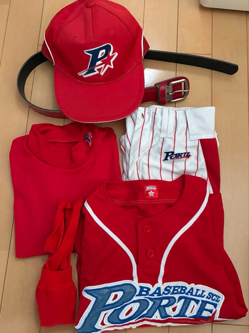 ⭐︎美品⭐︎ポルテ ユニフォーム 130 おまけ付
