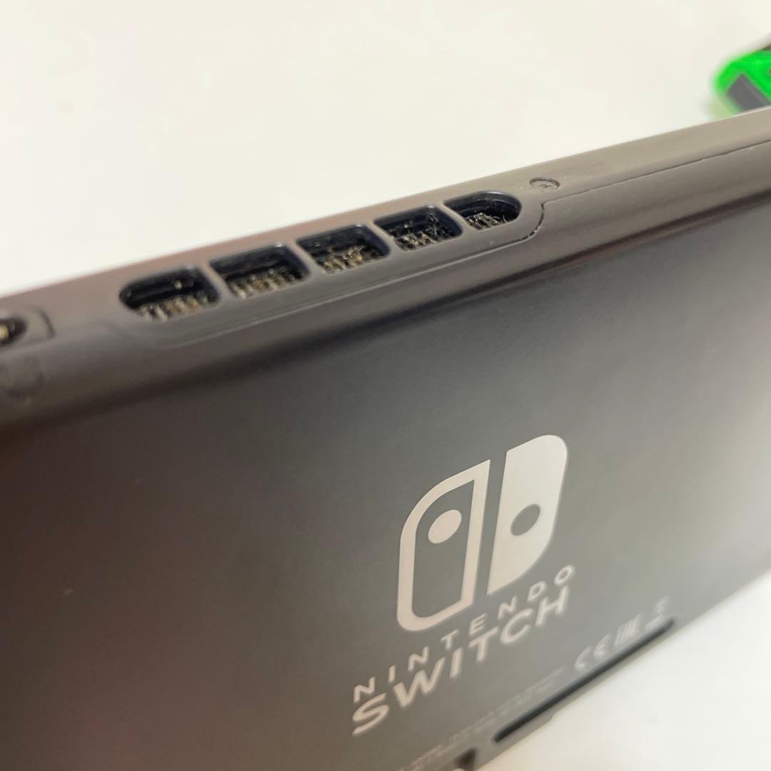 ニンテンドーswitch本体の　ピンクグリーン