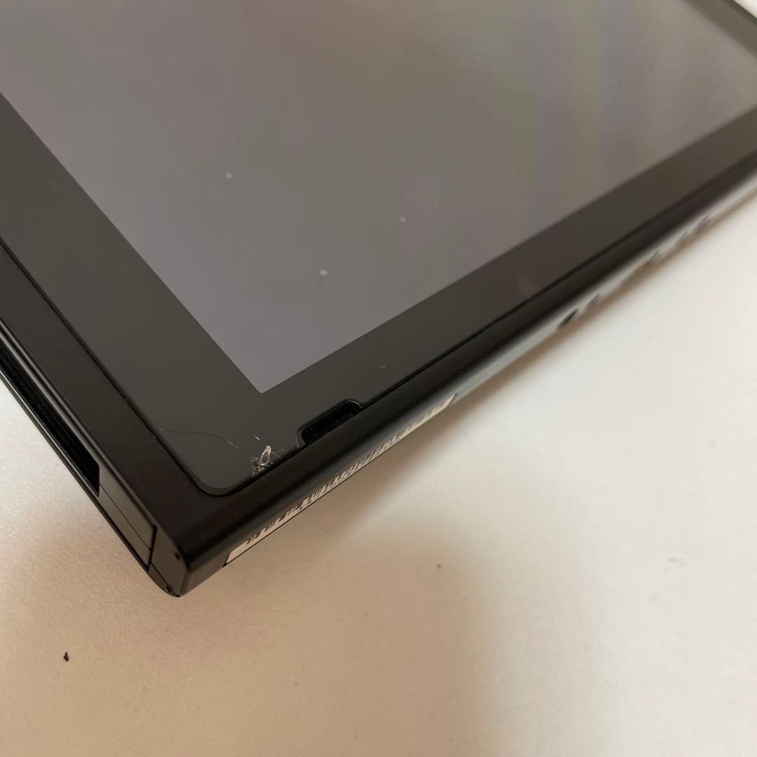 ニンテンドーswitch本体の　ピンクグリーン