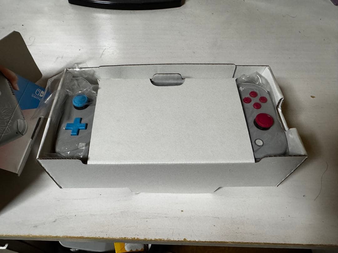 Nintendo Switch Lite ザシアン&ザマゼンタ