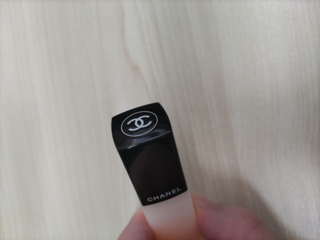 シャネル　LL　クレーム　ユイル　シャネル　ユイル　ア　オングル ネイルオイル