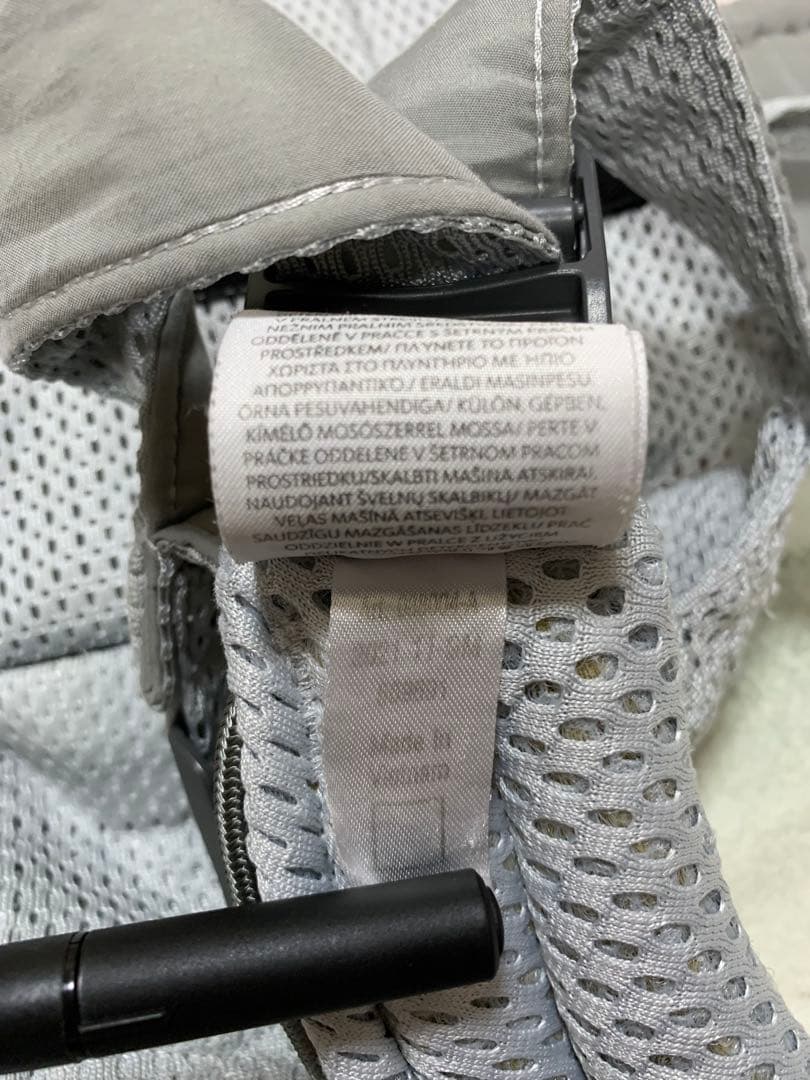 ベビービョルン ハーモニー シルバー 抱っこ紐　赤ちゃん　新生児