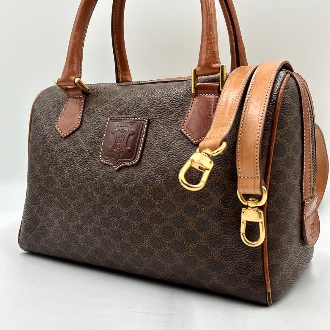 あき(お値下げ交渉OK✨) 　CELINE ミニボストン ハンドバッグ