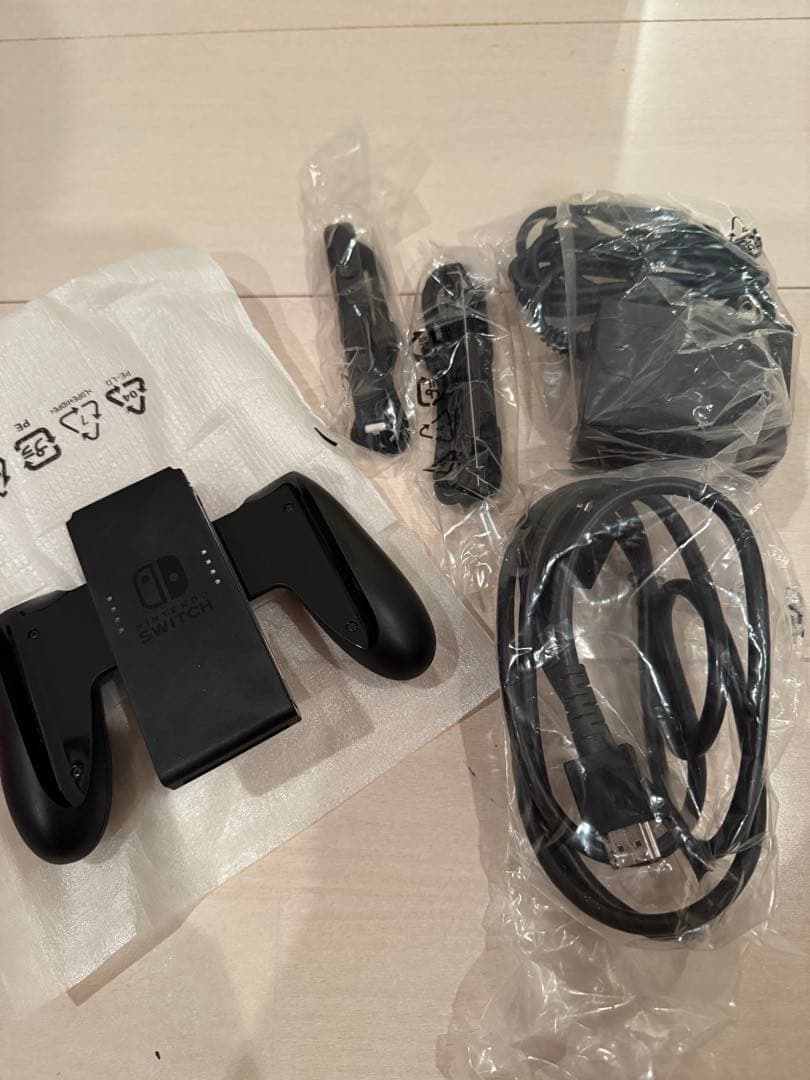 美品　Nintendo Switch　バッテリー強化版　　 2024年製