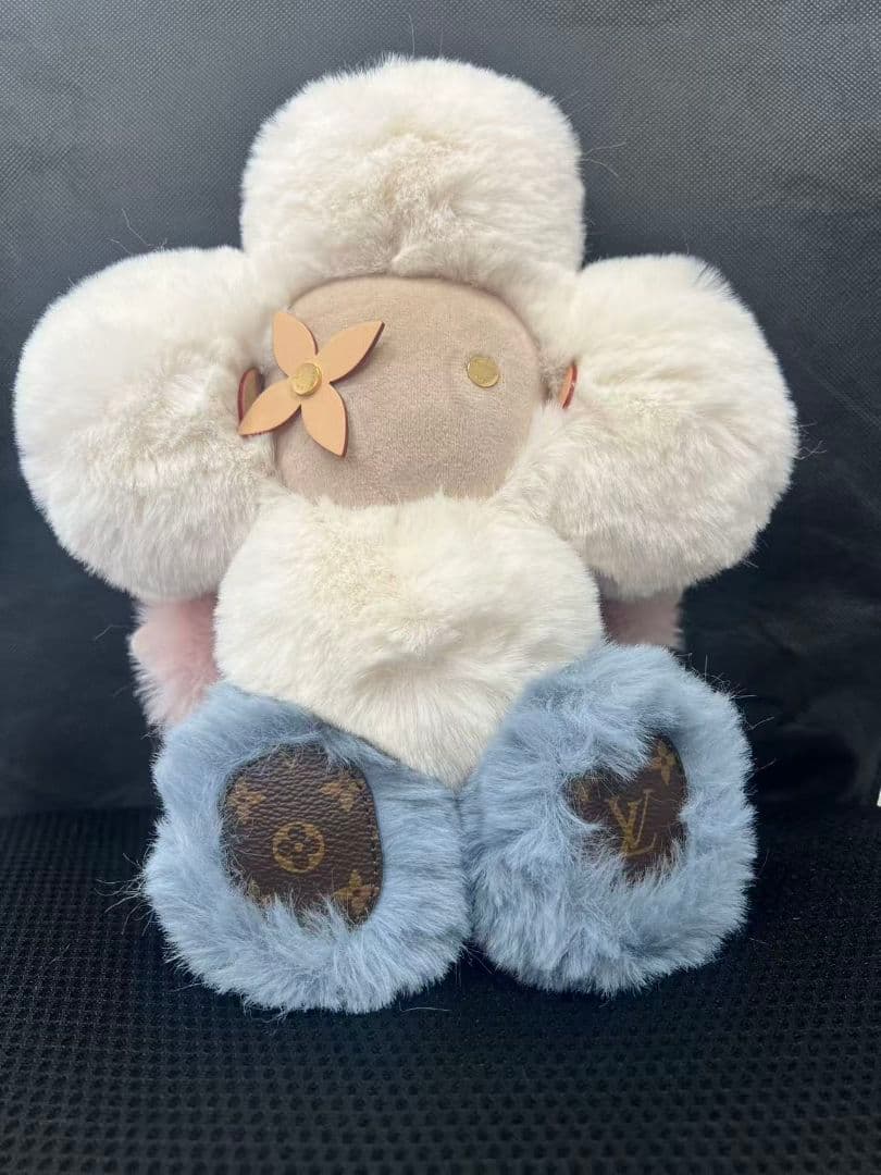 Louis Vuitton ルイヴィトン 花の形 ぬいぐるみ 新品同様