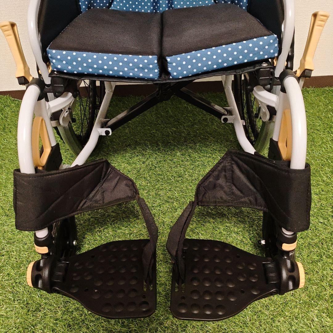 車椅子 日進医療器 多機能 ノーパンクタイヤ 自走型 NA-SU2W