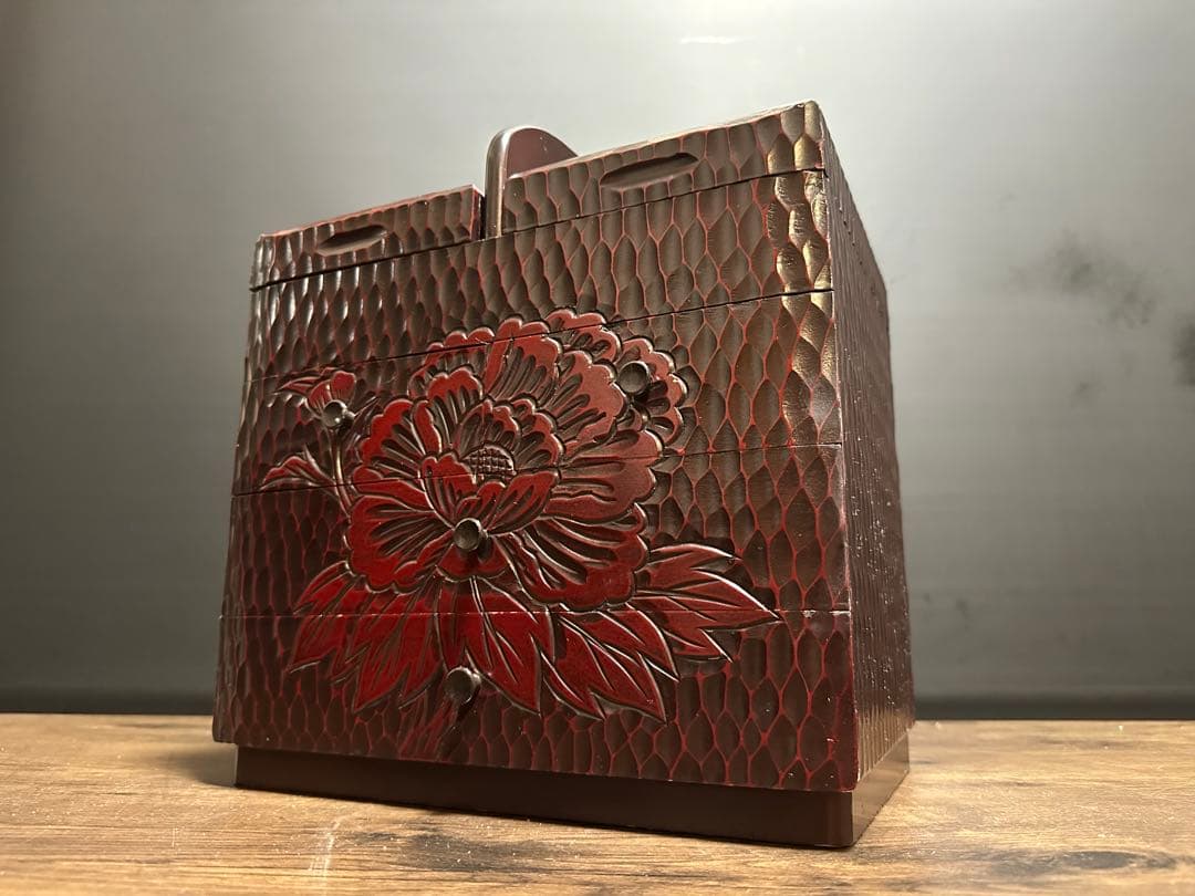 鎌倉彫　裁縫箱　ソーイングボックス