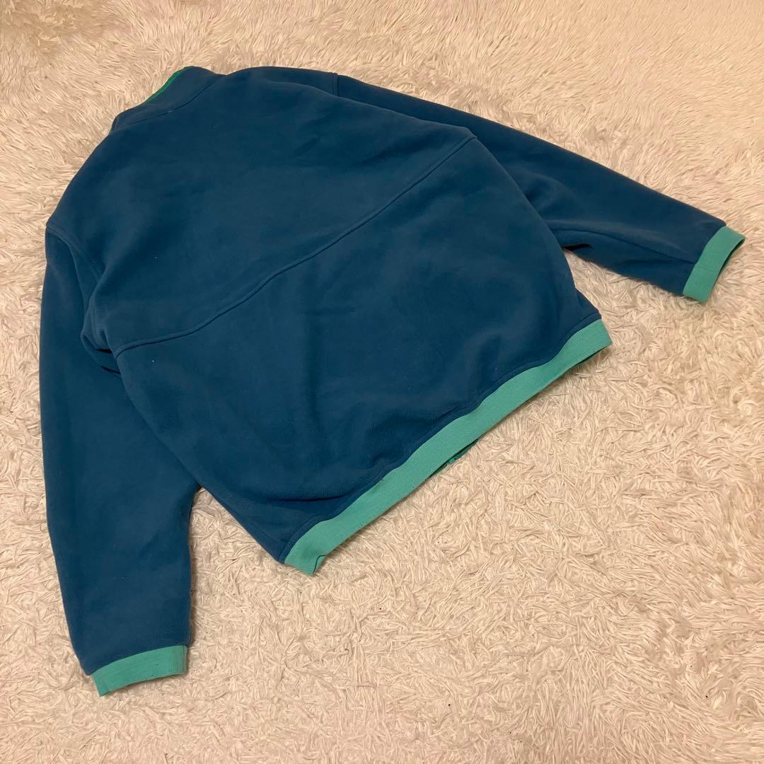 patagonia ロゴ入りリバーシブルブルゾン　ジャンパー　フリース　緑　青