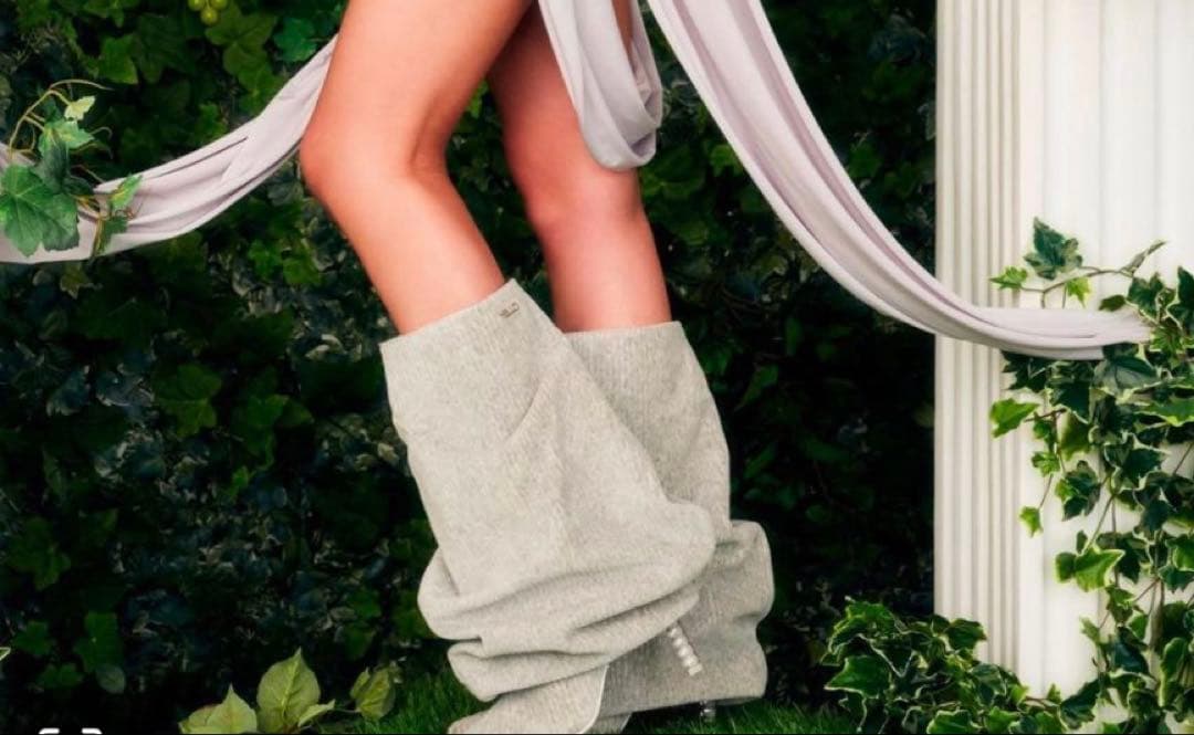 YELLO グレー ロングブーツ L サイズ