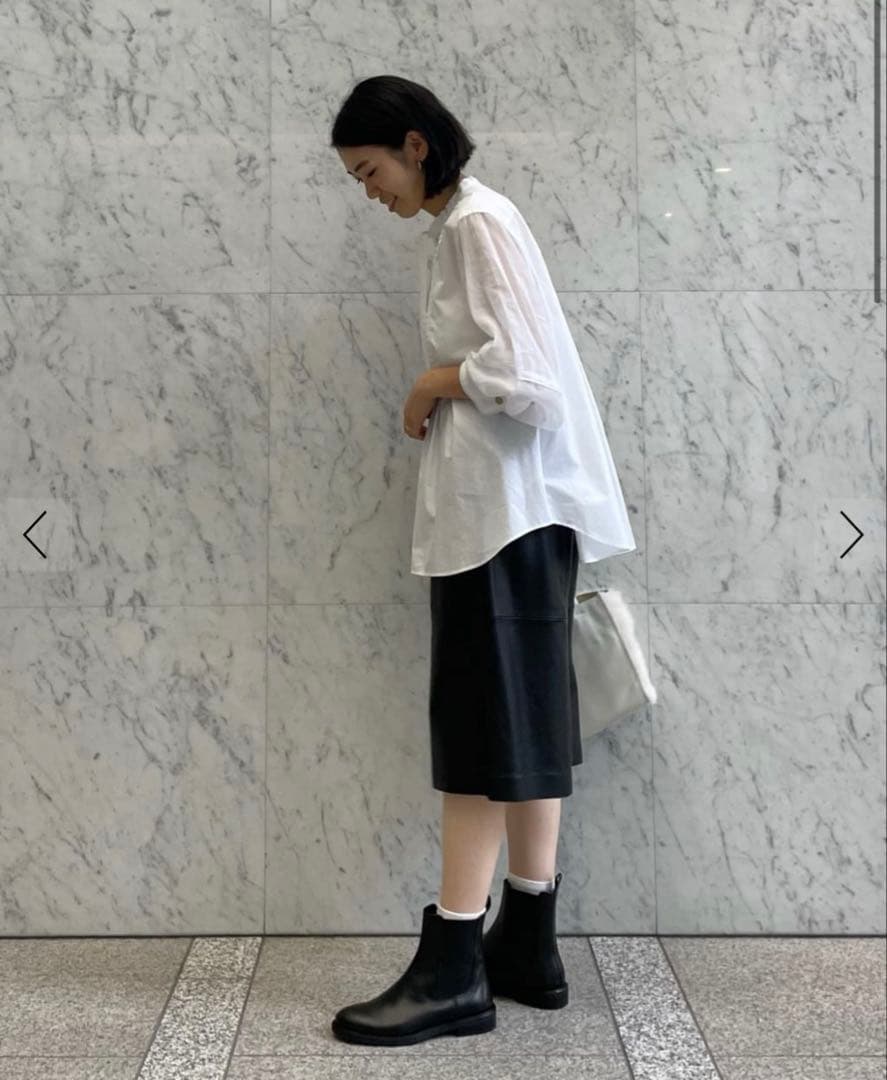 新品未使用 TOMORROWLAND サイドゴアショートブーツ ブラック