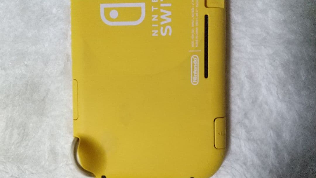 Nintendo Switch Lite イエロー 本体 動作品 液晶キズなし