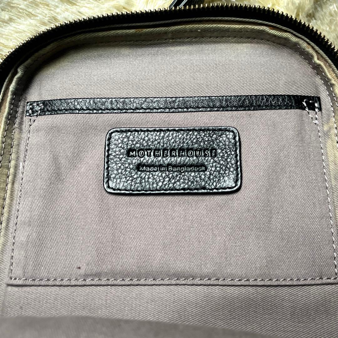 極美品　マザーハウス　カゼマトウ　 クロスバッグ レザー ボディバッグ シボ革