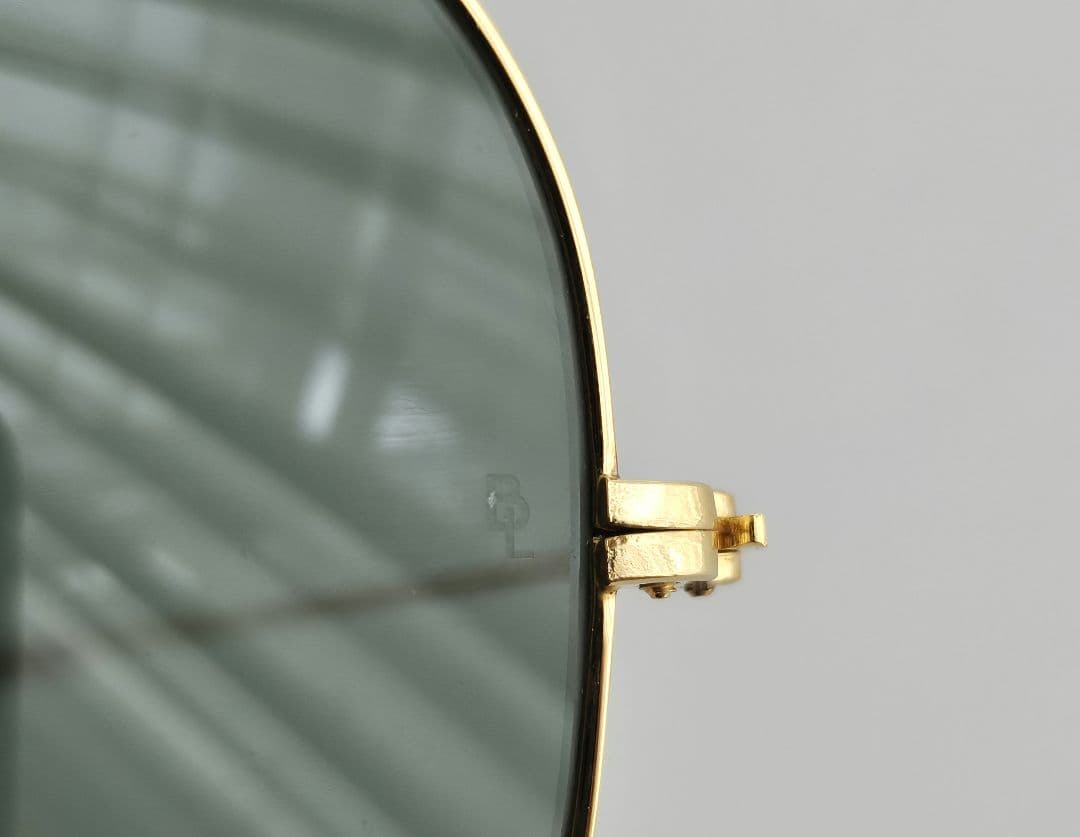 美品　Ray-Ban　レイバン　アビエーターゴールドメタルツーブリッジ