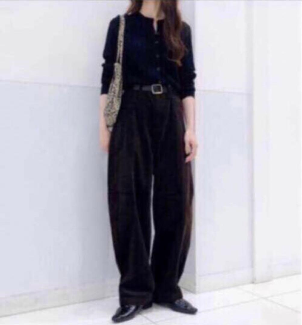 訳ありです‼️新品未使用　UNIQLO コーデュロイカーブパンツ(丈標準) XS