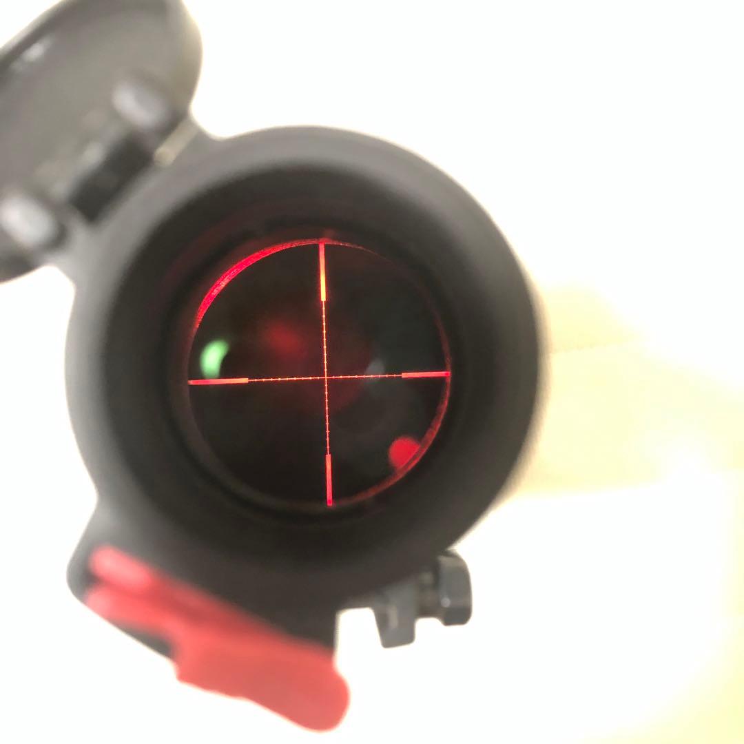 （美品）東京マルイ イルミネーテッドショートズームスコープ　ドットサイト