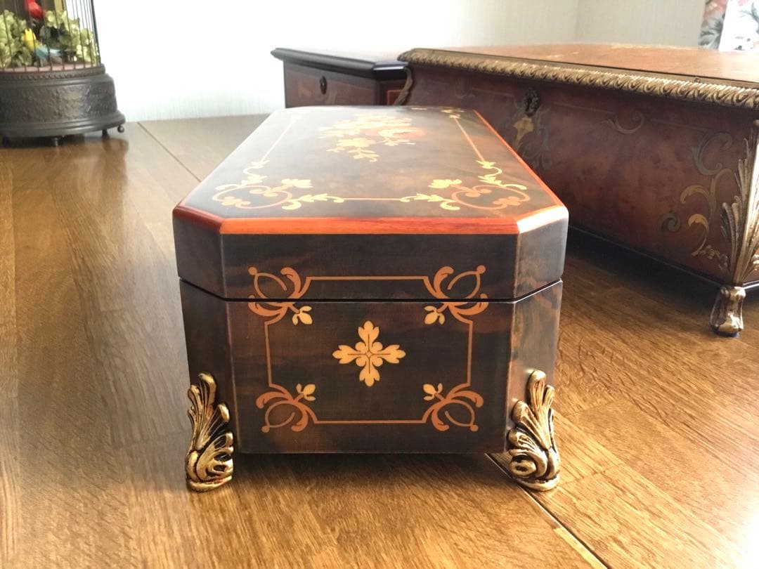 お値下げ！美品✨オルゴール療法【エルム】 リュージュ　カノン 72弁　象嵌