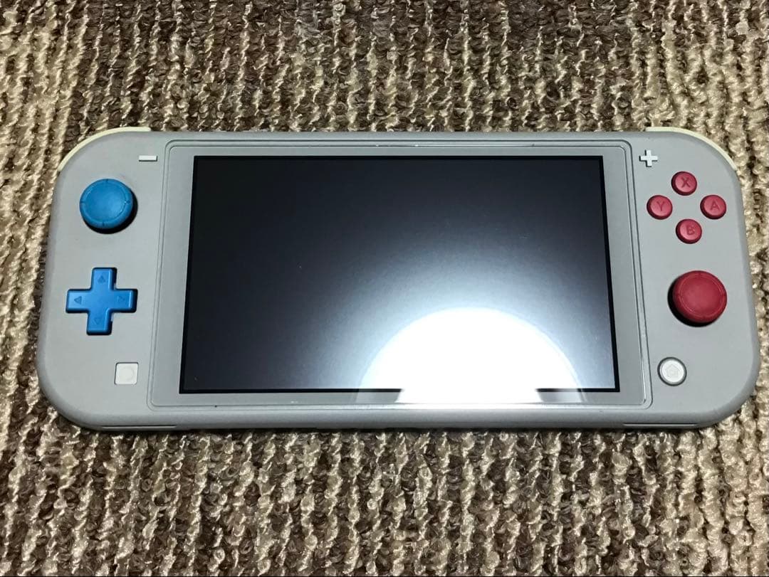 Nintendo Switch light ポケモンカラー