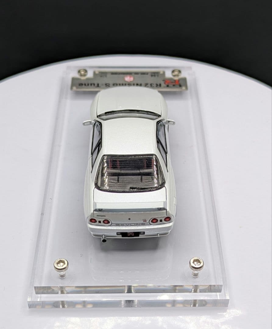 1/64 フォーカルホライズン ニッサン スカイライン GT-R R32