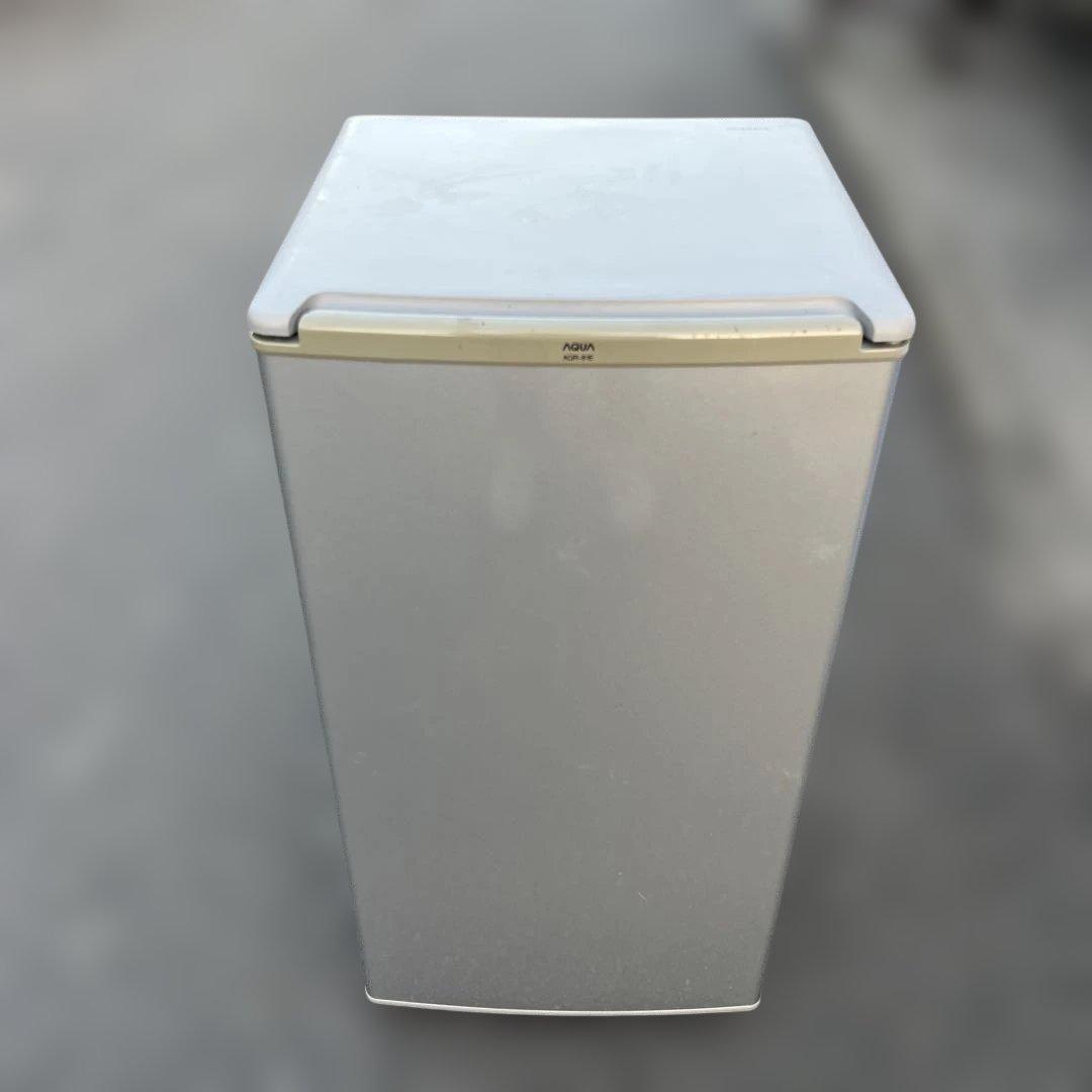 ♥️送料無料♥️AQUA 冷蔵庫 75リットル AQR-81E