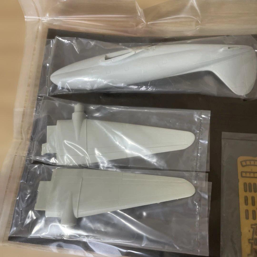 航空自衛隊C-46 AACS 飛行点検機 1/144PLATZ 未組立Ln488