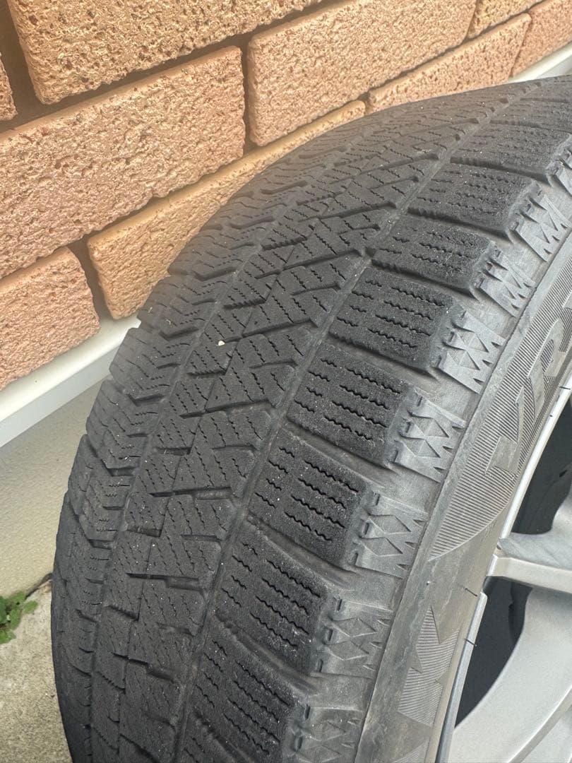 ボルボV40スタッドレスタイヤホイールセットMSW OZ 205/55R16