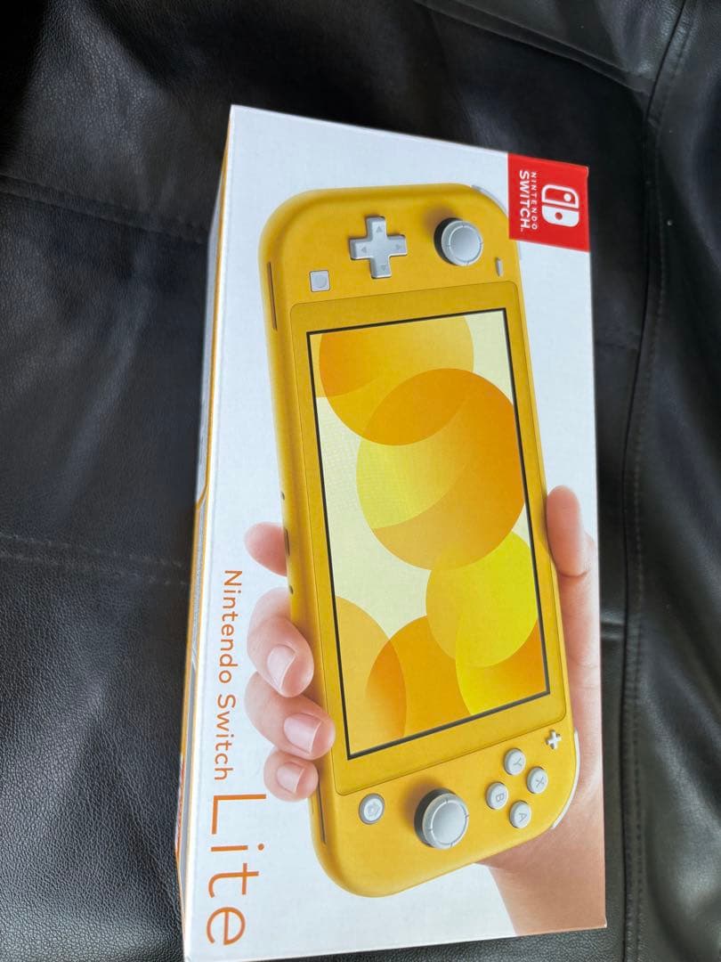 任天堂Switch light新品未使用