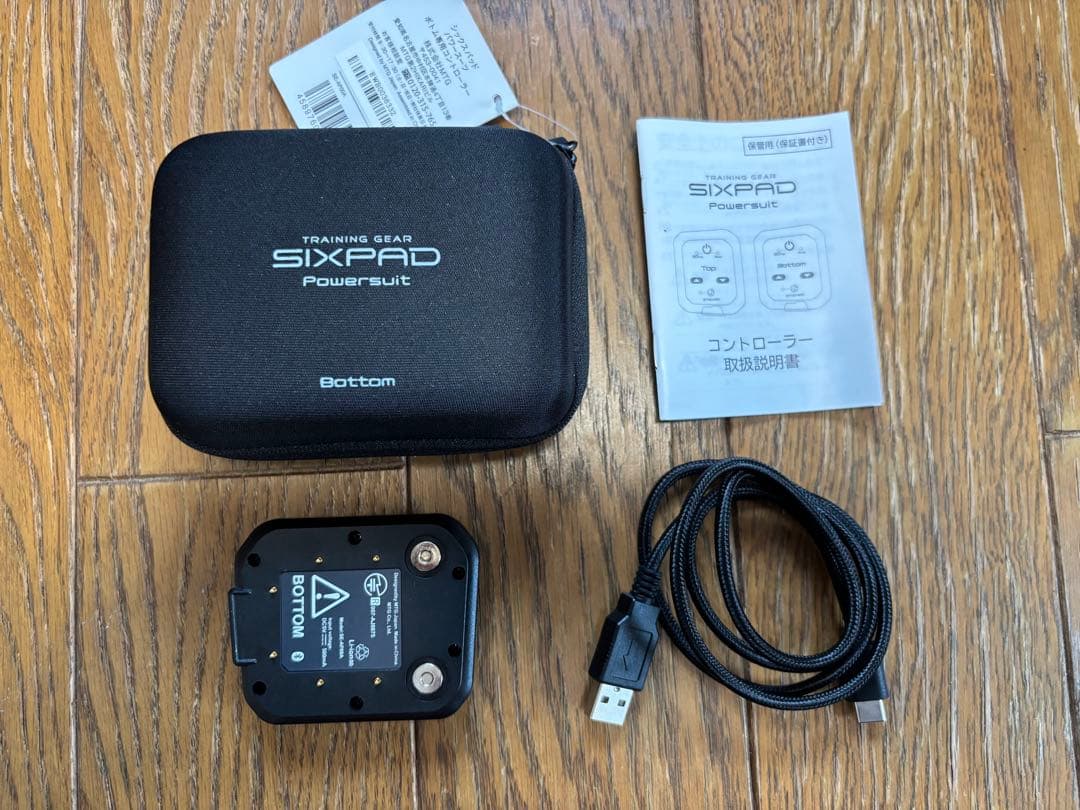 SIXPAD シックスパッド パワースーツ レディース上Sサイズ　下Mサイズ