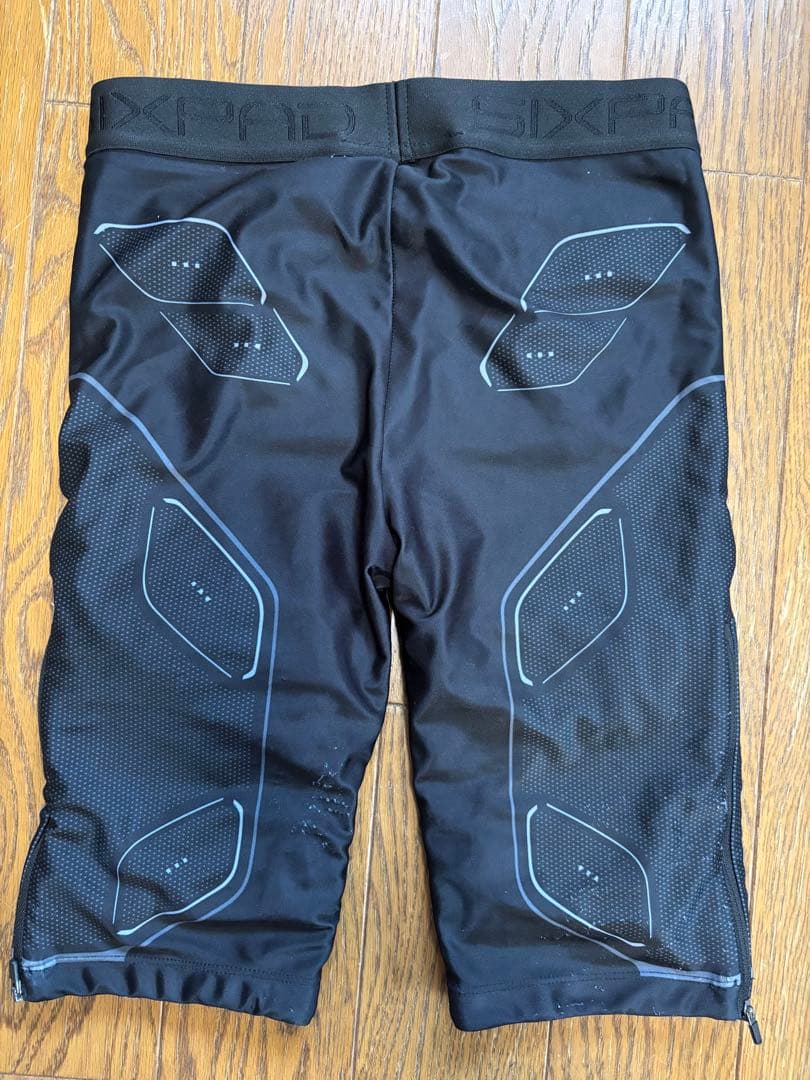 SIXPAD シックスパッド パワースーツ レディース上Sサイズ　下Mサイズ