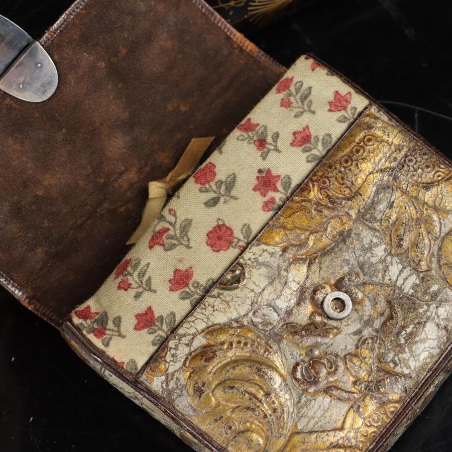 Y2978-2 時代物 金銀象嵌金具 金蒔絵 煙管入れ 煙草入れ 提物　　ち