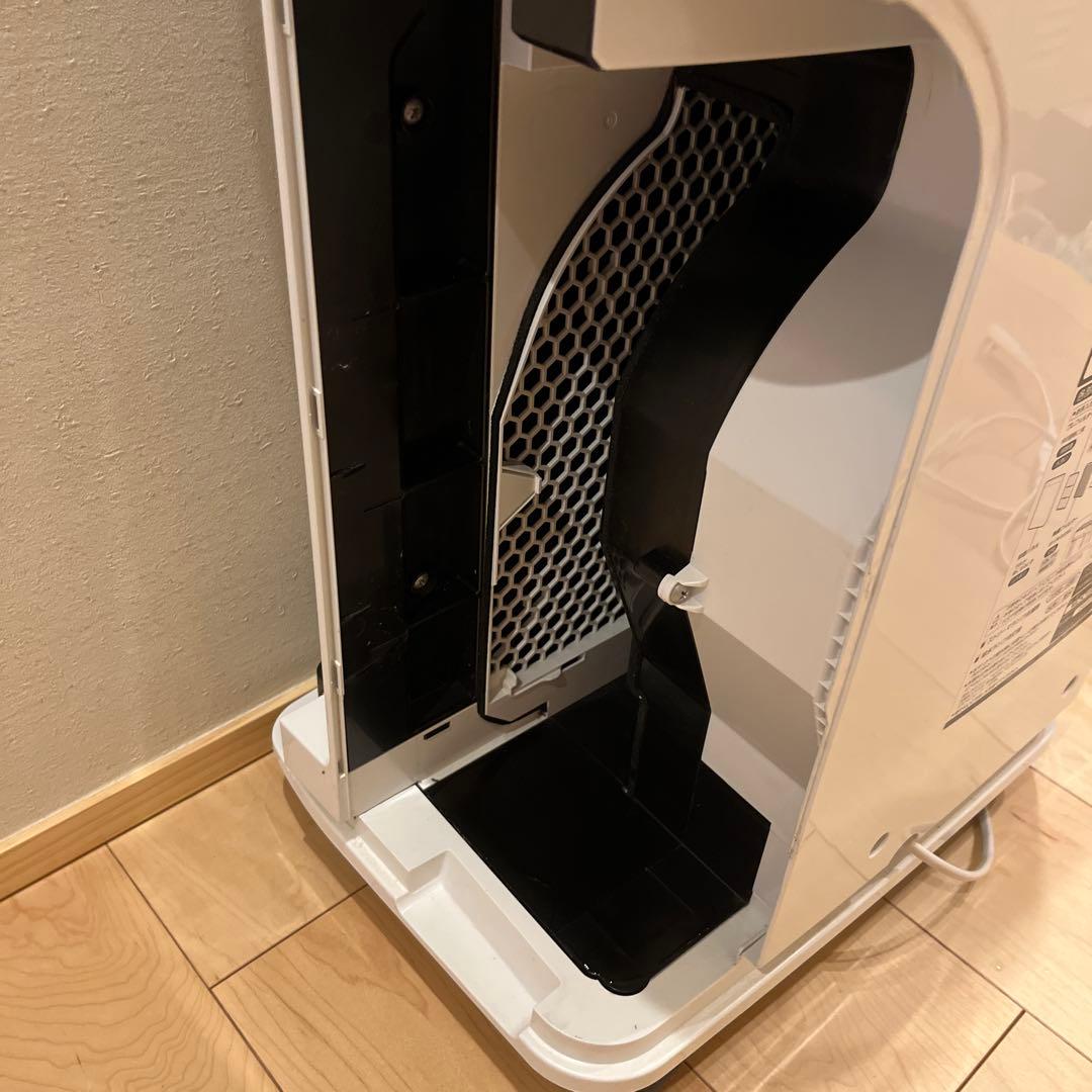 ダイキン　空気清浄器　MCK70-W 2020年製 キャスター付き