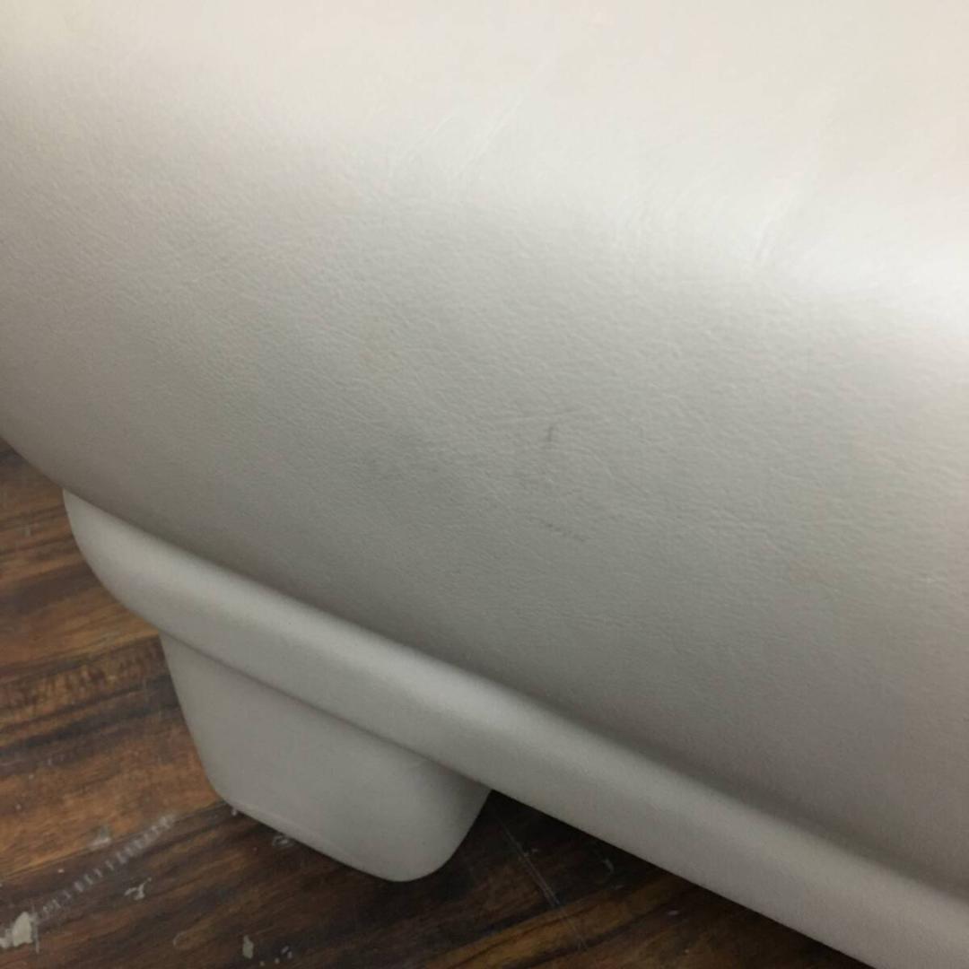 himolla ヒモラ オットマン 本革 総本革 トーブ色 ベージュ IDC大塚