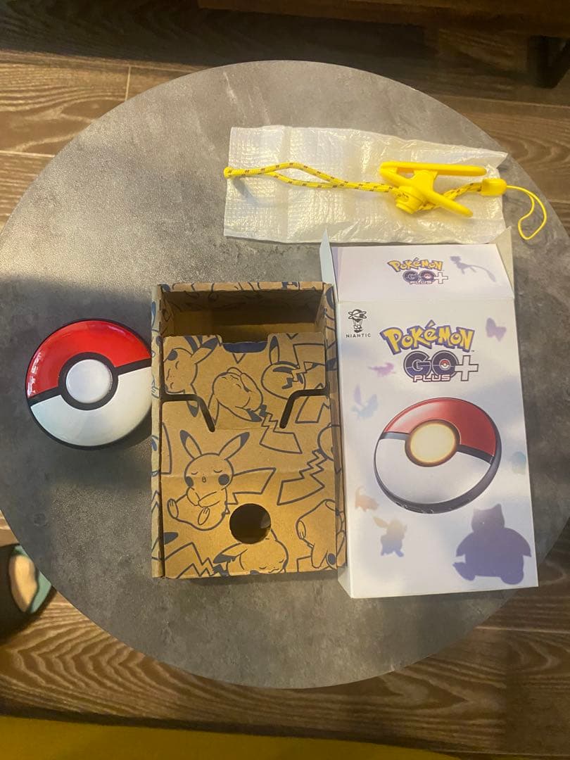 Pokémon GO Plus 赤・白